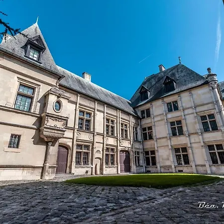 Augustins T2 Lumineux Proche Cathedrale *